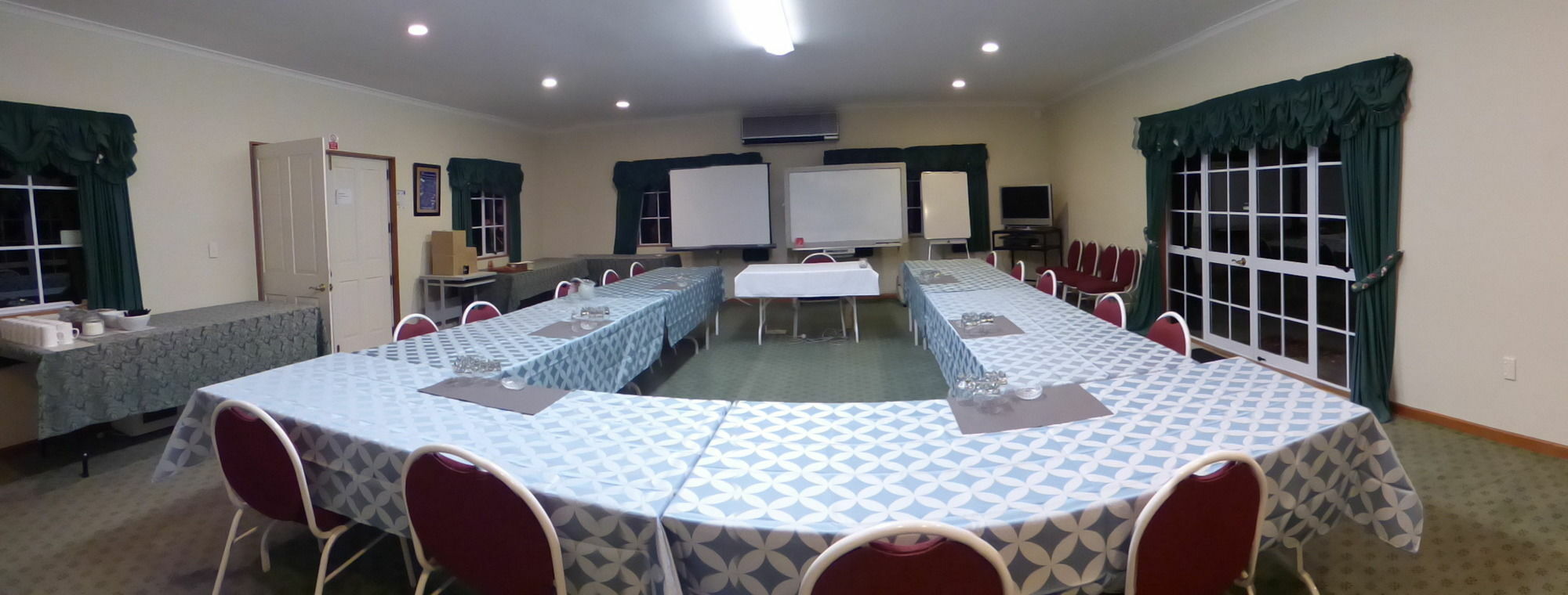 The Esplanade Motel & Conference Centre パーマストンノース エクステリア 写真